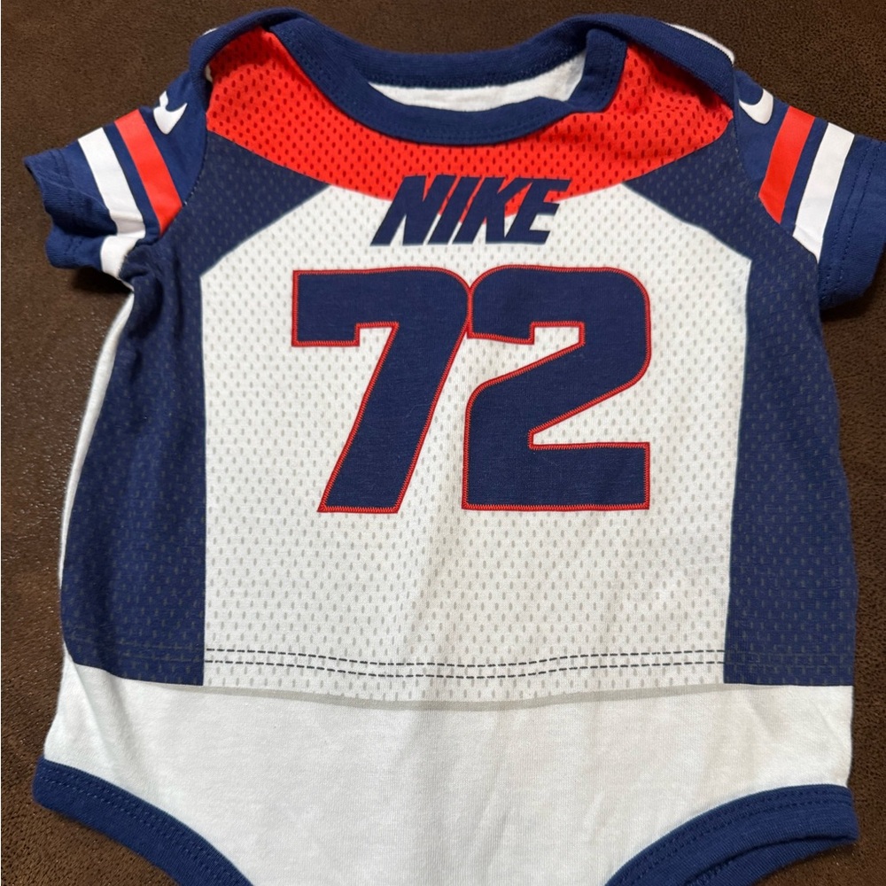 Nike Onesie Size 9M
